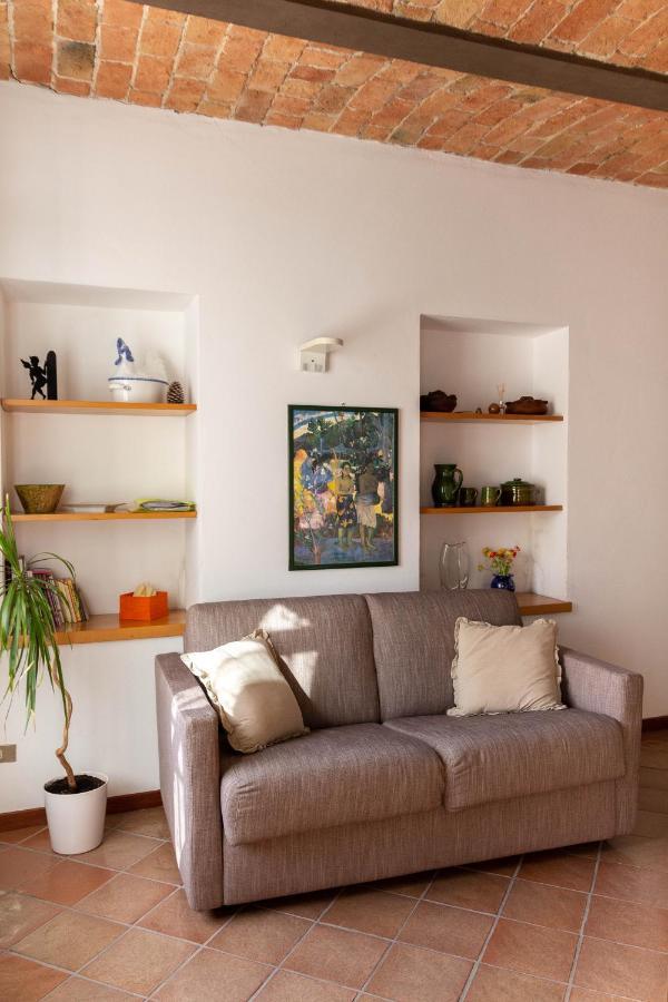 Apart-Agriturismo "La Colomba" Nizza Monferrato Kültér fotó