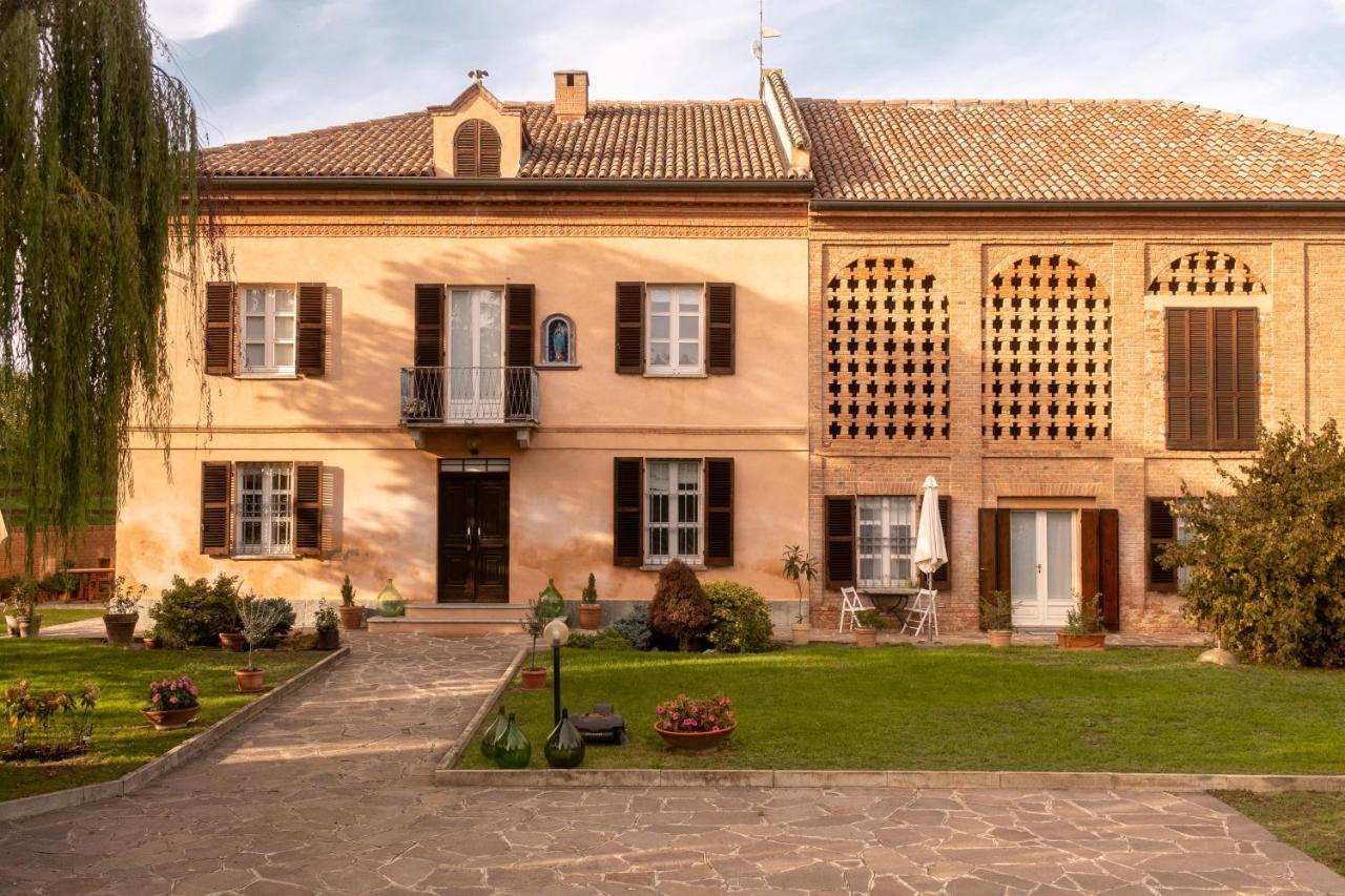 Apart-Agriturismo "La Colomba" Nizza Monferrato Kültér fotó